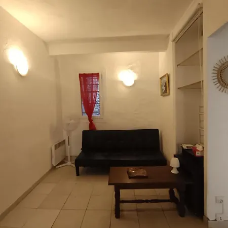 Sunny Right In The Center Of *