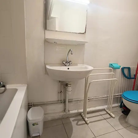 Bright In The Heart Of Apartment