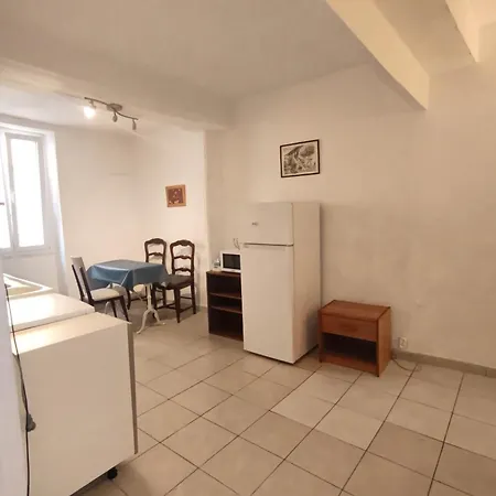 Bright In The Heart Of Apartment